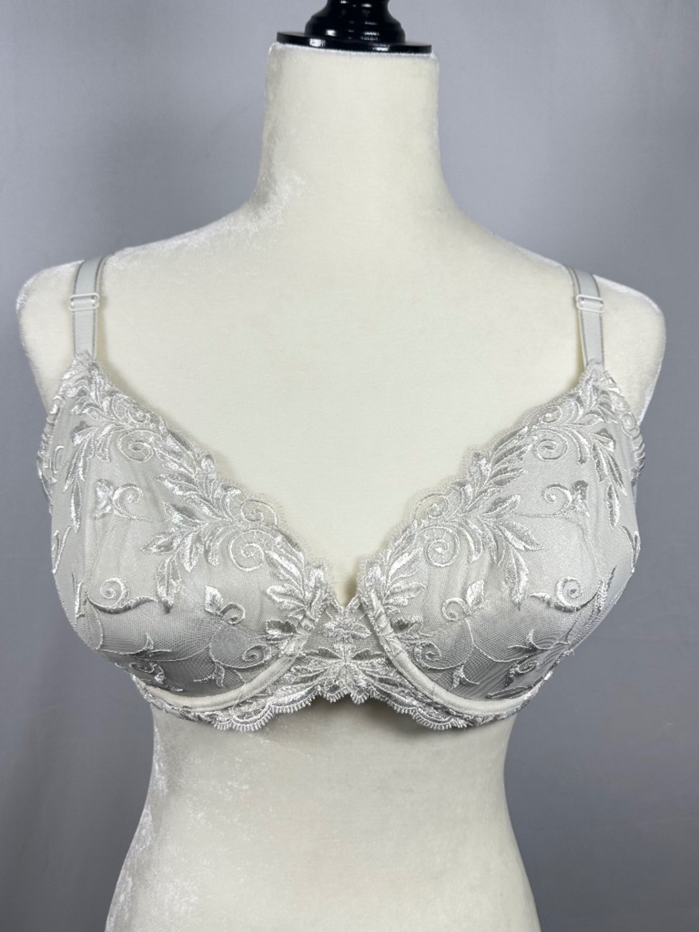 Soma Sensuous Sides Bra 34DDD Full Coverage Lace Underwire Cream Color